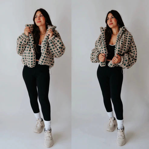 ChaleurÉlégante™ Women’s Plaid Zip-Up Winter Fleece Jacket