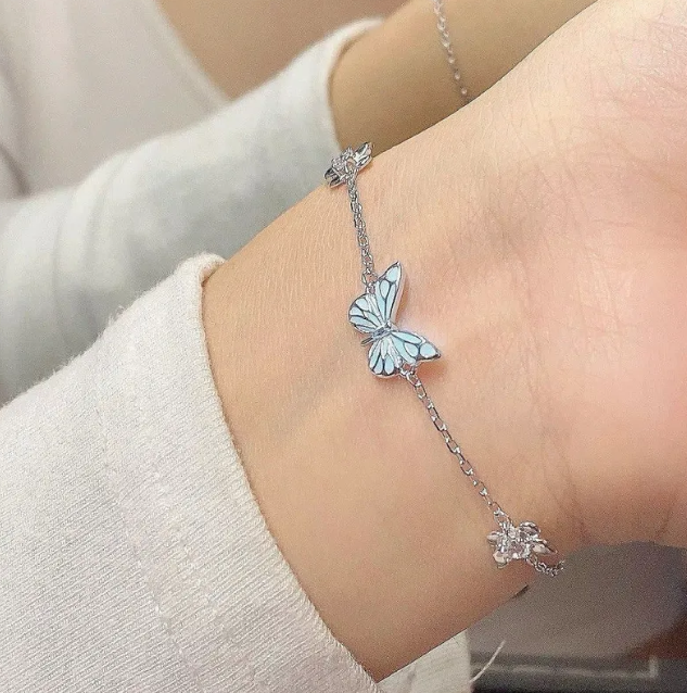 🦋✨ Luminous Butterfly Jewelry – A Glow Like No Other! ✨🦋