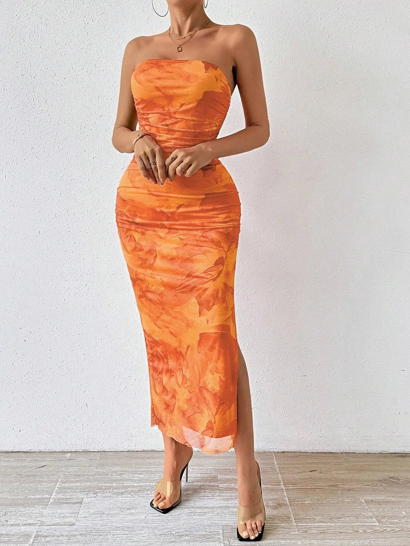 💃 CurveMuse™ Mesh Pleated Strapless Bodycon Dress
