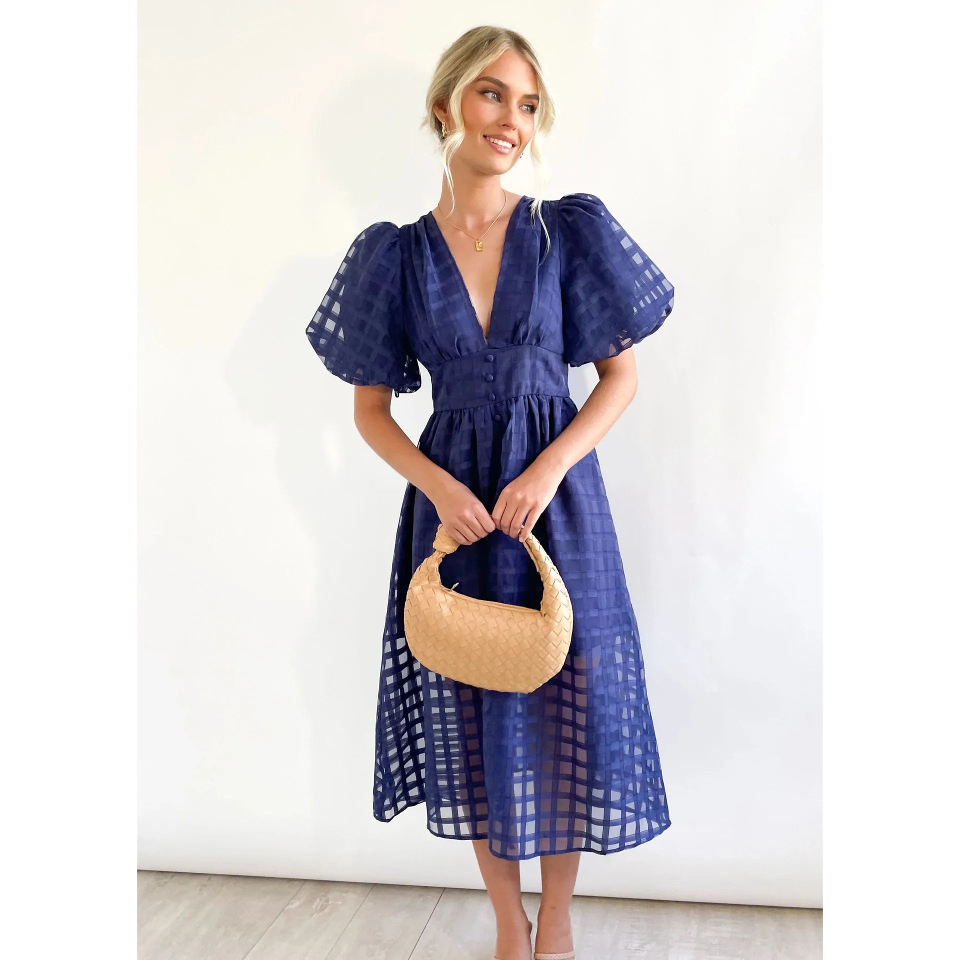 👗 GlowMuse™ Lantern Sleeve Midi Dress